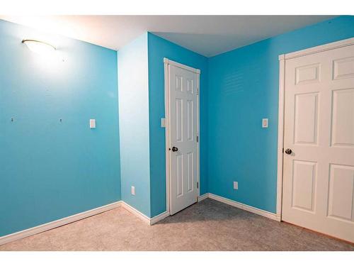 4808 49 Street, Innisfail, AB - Indoor Photo Showing Other Room