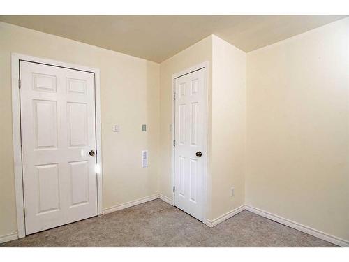 4808 49 Street, Innisfail, AB - Indoor Photo Showing Other Room