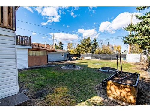 4808 49 Street, Innisfail, AB - Outdoor