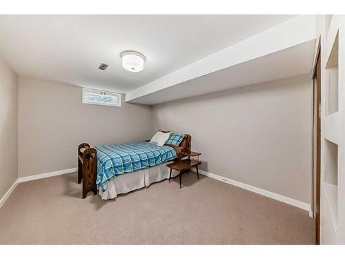 4410 33A Street, Red Deer, AB - Indoor Photo Showing Bedroom