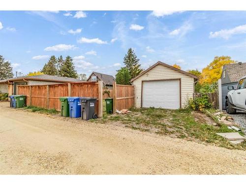 3605 42 Avenue, Red Deer, AB - Outdoor