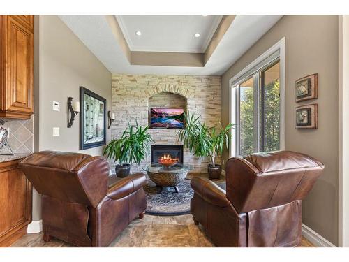 37321 Range Road 265, Rural Red Deer County, AB - Indoor Photo Showing Living Room With Fireplace