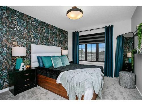 17 Memorial Parkway, Rural Red Deer County, AB - Indoor Photo Showing Bedroom