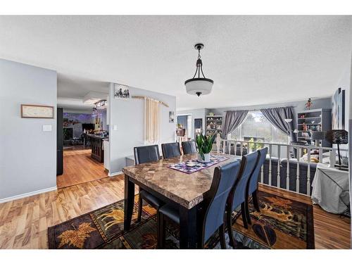 4816 49 Street, Lougheed, AB - Indoor Photo Showing Dining Room