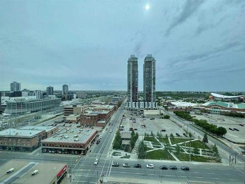 1704-225 11 Avenue Se, Calgary, AB - Outdoor With View