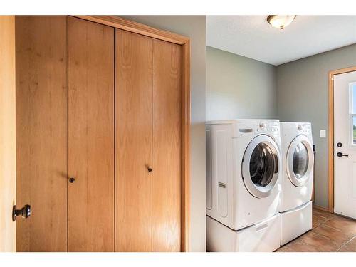 42175 Range Road 225, Rural Camrose County, AB - Indoor Photo Showing Laundry Room