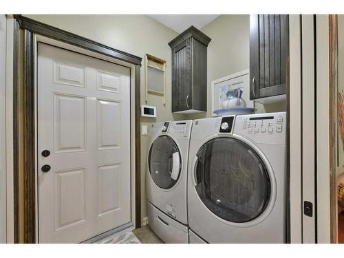 19 Oberg Court, Red Deer, AB - Indoor Photo Showing Laundry Room