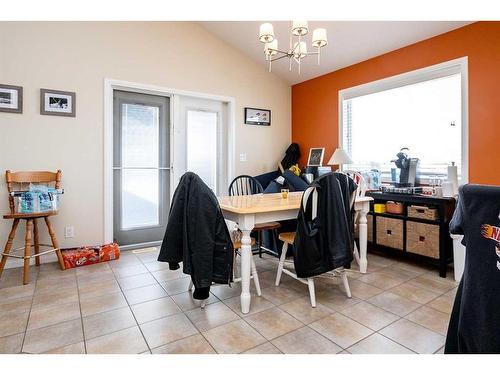 2 Mackenzie Crescent, Lacombe, AB - Indoor Photo Showing Dining Room