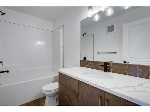 10 D Evergreen Way, Red Deer, AB - Indoor Photo Showing Bathroom