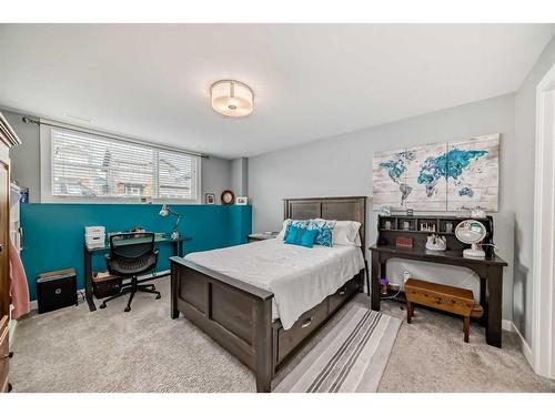 51 Ellington Crescent, Red Deer, AB - Indoor Photo Showing Bedroom