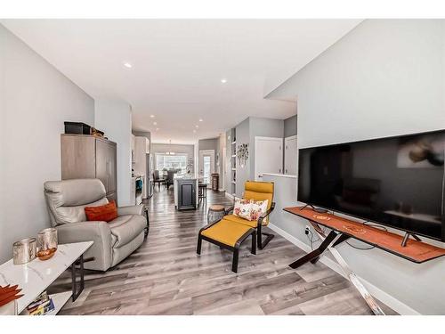 51 Ellington Crescent, Red Deer, AB - Indoor Photo Showing Living Room