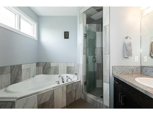 4926 Fox Drive, Clive, AB - Indoor Photo Showing Bathroom