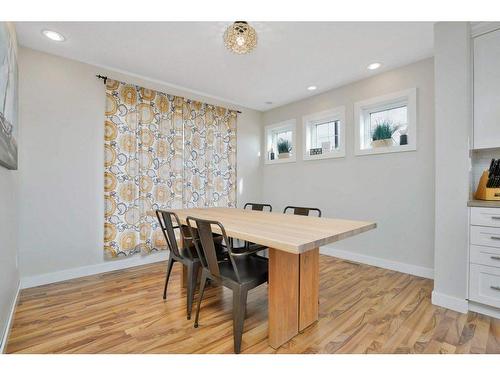 123 Herder Drive, Sylvan Lake, AB - Indoor Photo Showing Dining Room