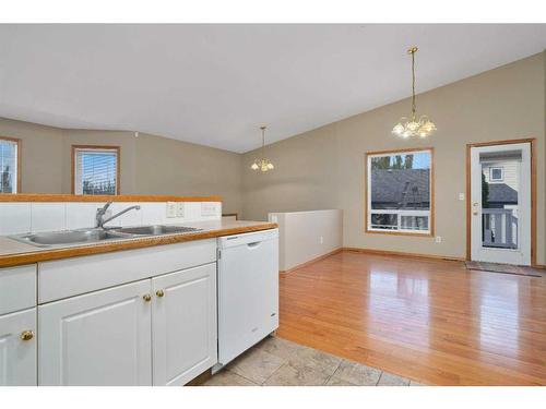 113 Lampard Crescent, Red Deer, AB - Indoor Photo Showing Kitchen With Double Sink