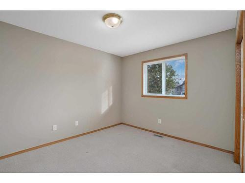 113 Lampard Crescent, Red Deer, AB - Indoor Photo Showing Other Room