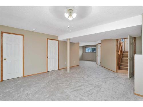 113 Lampard Crescent, Red Deer, AB - Indoor Photo Showing Other Room