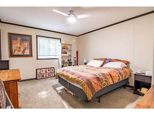 402010 Range Road 5-5, Rural Clearwater County, AB - Indoor Photo Showing Bedroom