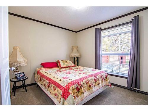 402010 Range Road 5-5, Rural Clearwater County, AB - Indoor Photo Showing Bedroom