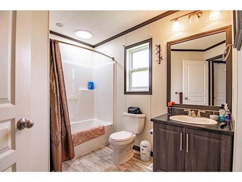 402010 Range Road 5-5, Rural Clearwater County, AB - Indoor Photo Showing Bathroom