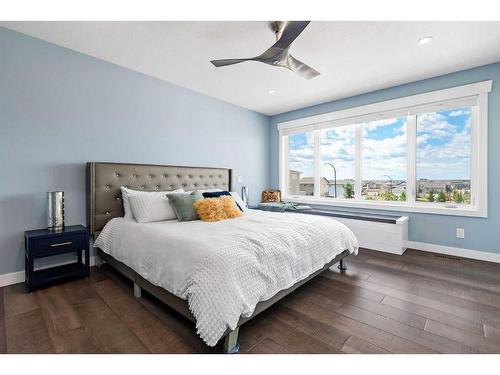 1 Toal Close, Red Deer, AB - Indoor Photo Showing Bedroom