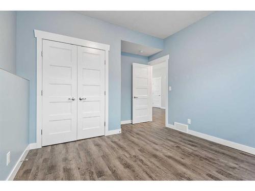 1 Toal Close, Red Deer, AB - Indoor Photo Showing Other Room