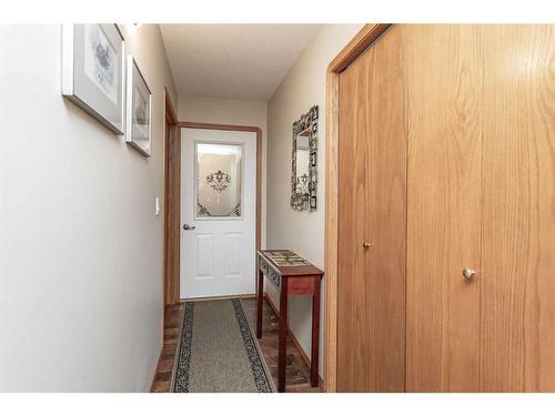 12 Pickwick Lane, Lacombe, AB - Indoor Photo Showing Other Room