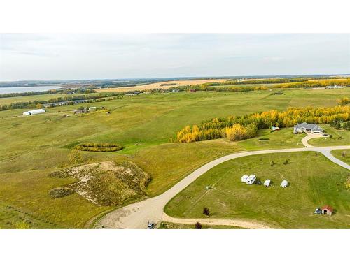 4-421032 Range Road 284, Rural Ponoka County, AB 