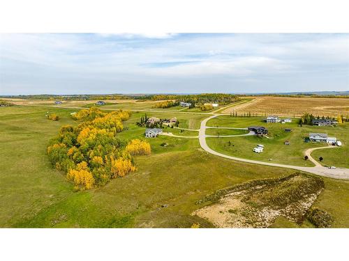 4-421032 Range Road 284, Rural Ponoka County, AB 