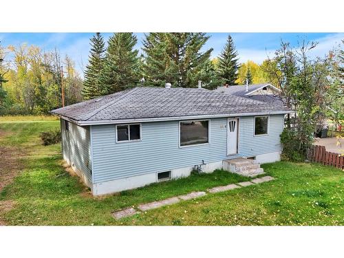 5026 53 Street, Sylvan Lake, AB 