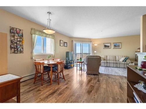 314-3 Broadway Rise, Sylvan Lake, AB - Indoor