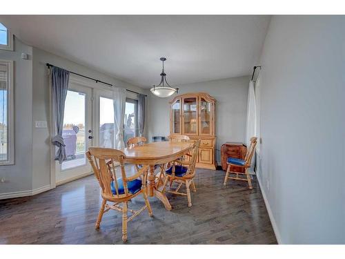 76 Burris Pointe, Lacombe, AB - Indoor Photo Showing Dining Room