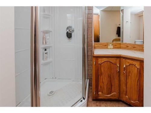 4529 35 Street Crescent, Red Deer, AB - Indoor Photo Showing Bathroom