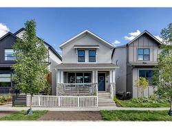 32 Treeline Manor SW Calgary, AB T2Y 0R6