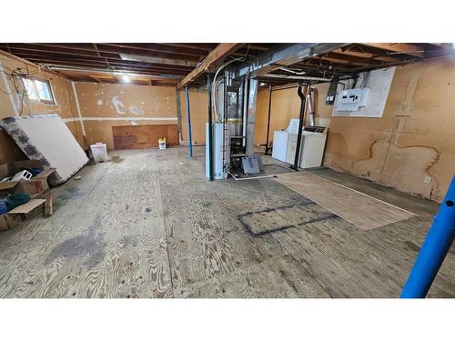 5305 Windsor Avenue, Coronation, AB - Indoor Photo Showing Basement