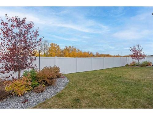 77 Longmire Close, Red Deer, AB - Outdoor