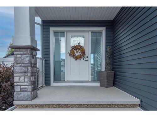 77 Longmire Close, Red Deer, AB - Outdoor