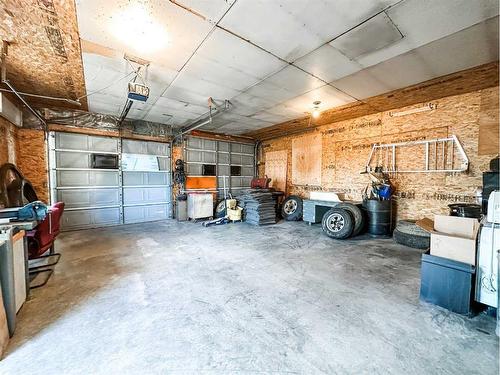 5715 50A Avenue, Stettler, AB - Indoor Photo Showing Garage