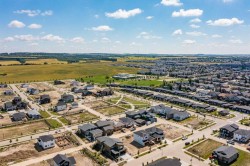 43 Tenhove Street  Red Deer, AB T4P 0Z1