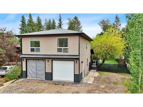 17 Hummingbird Lane, Half Moon Bay, AB - Outdoor