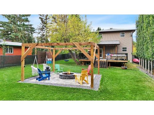 17 Hummingbird Lane, Half Moon Bay, AB - Outdoor With Deck Patio Veranda With Backyard