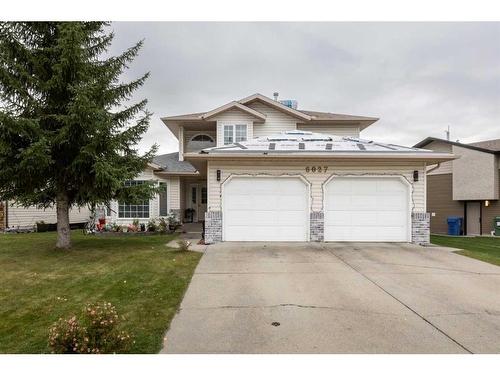 6027 69 Avenue, Rocky Mountain House, AB - Outdoor With Facade