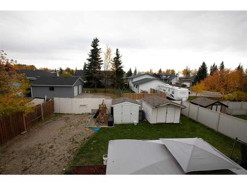 6027 69 Avenue, Rocky Mountain House, AB - Outdoor With Backyard