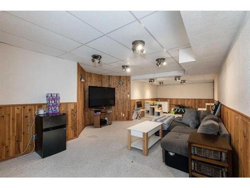 6027 69 Avenue, Rocky Mountain House, AB - Indoor