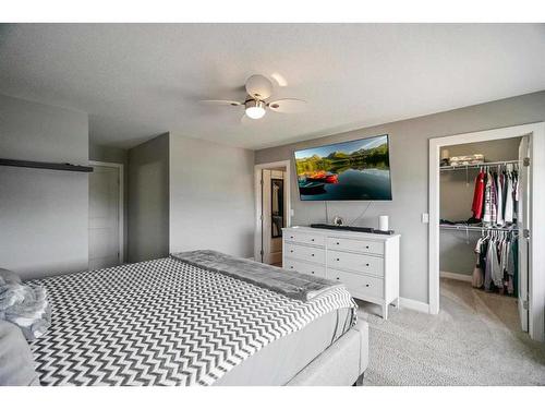 5215 36 Avenue, Camrose, AB - Indoor Photo Showing Bedroom