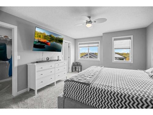 5215 36 Avenue, Camrose, AB - Indoor Photo Showing Bedroom