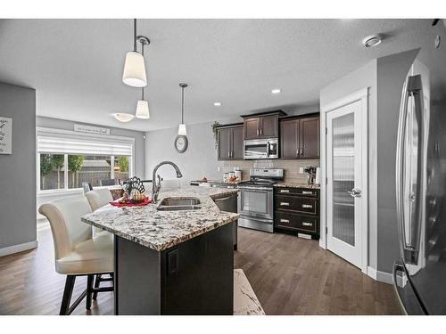 5215 36 Avenue, Camrose, AB - Indoor Photo Showing Kitchen With Double Sink With Upgraded Kitchen