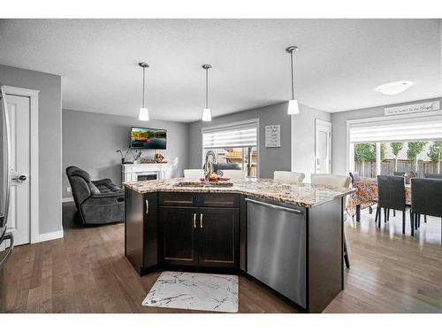 5215 36 Avenue, Camrose, AB - Indoor Photo Showing Kitchen With Upgraded Kitchen