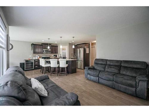 5215 36 Avenue, Camrose, AB - Indoor Photo Showing Living Room