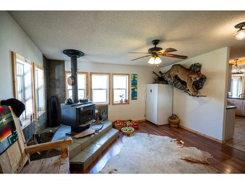 364011-761 Highway, Rural Clearwater County, AB - Indoor