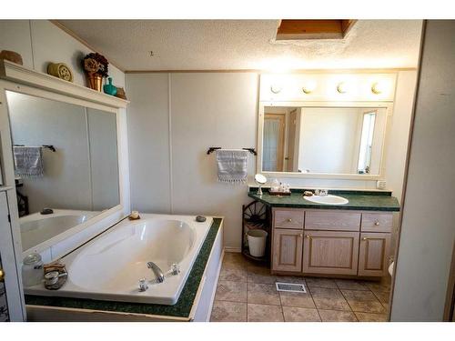 364011-761 Highway, Rural Clearwater County, AB - Indoor Photo Showing Bathroom